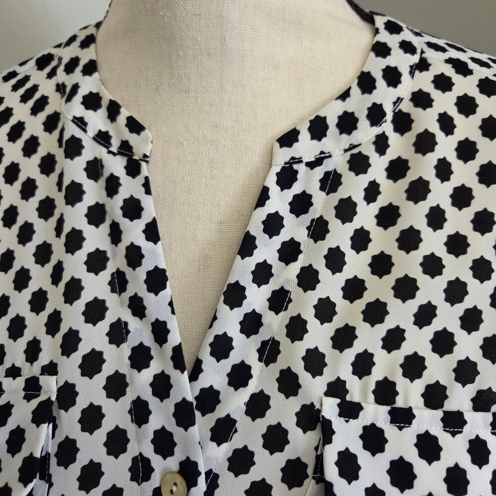 Black and White Button Down Shirt Medium Polka Dot Blouse Top 3/4 Sleeves Knot - Picture 4 of 10